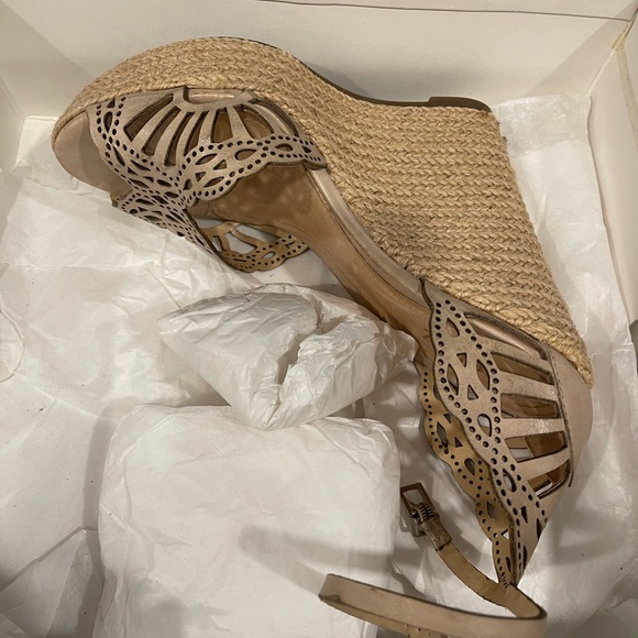 Brand new Schutz wedge sandals size 8 - Picture 6 of 8